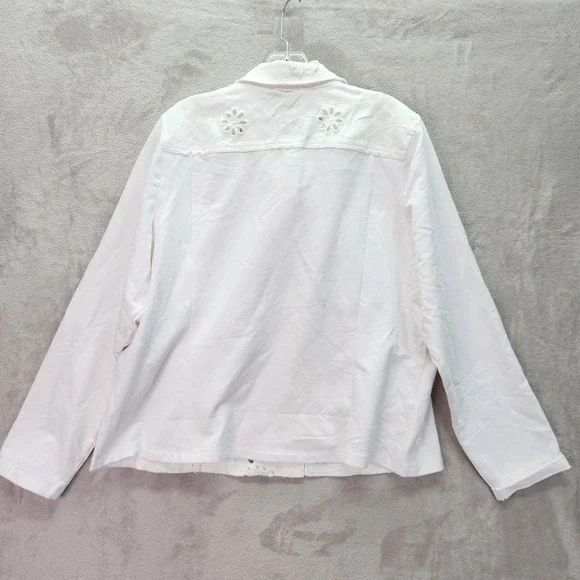 Belle by Kim Gravel Eyelet Jacket Womens XL White Flower Knit Sleeves Pockets - Picture 3 of 10